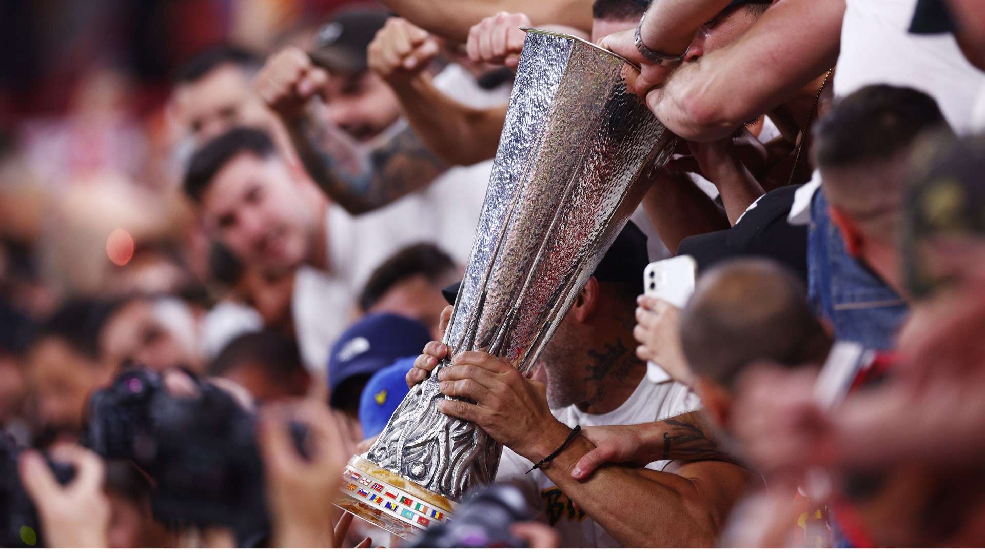 友谊赛和正 友谊赛和正