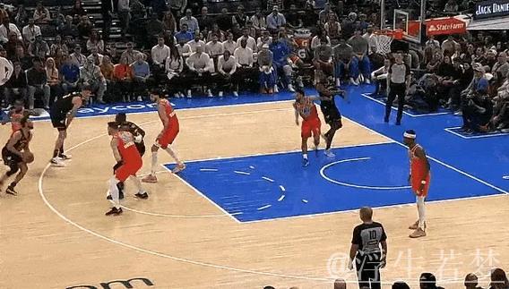 小波特弧顶接球三分出手命中3+1